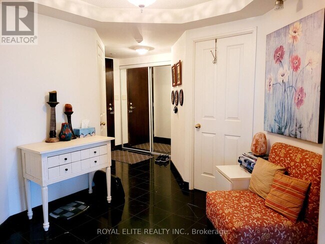 Photo - 28 Hollywood Ave Unité Sph206