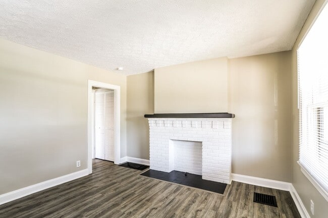 Photo - 732-734 DESHLER AVE. Unit 732