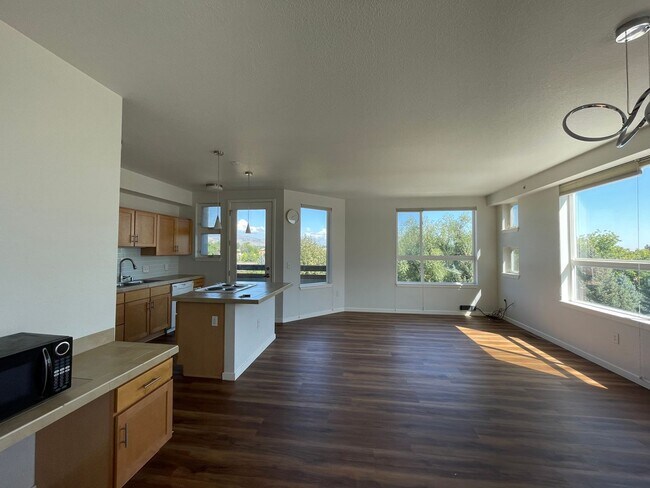 Photo - 2830 E College Ave Unit 303