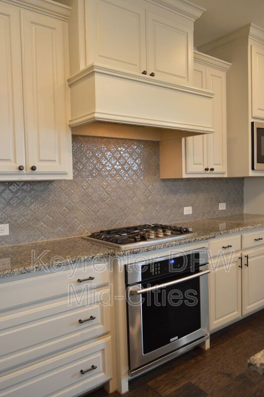 Photo - 622 Cobblestone Ln