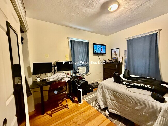 Photo - 112 College Ave