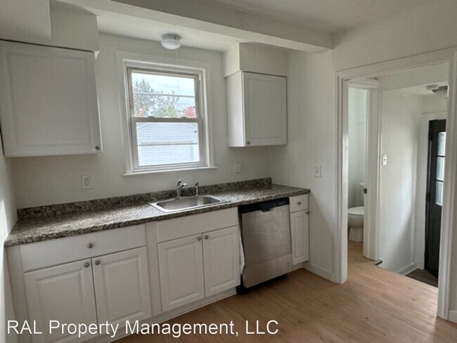 Photo - 2 br, 1.5 bath House - 4026 Verona