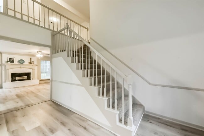 Photo - 4214 Brightwood Dr