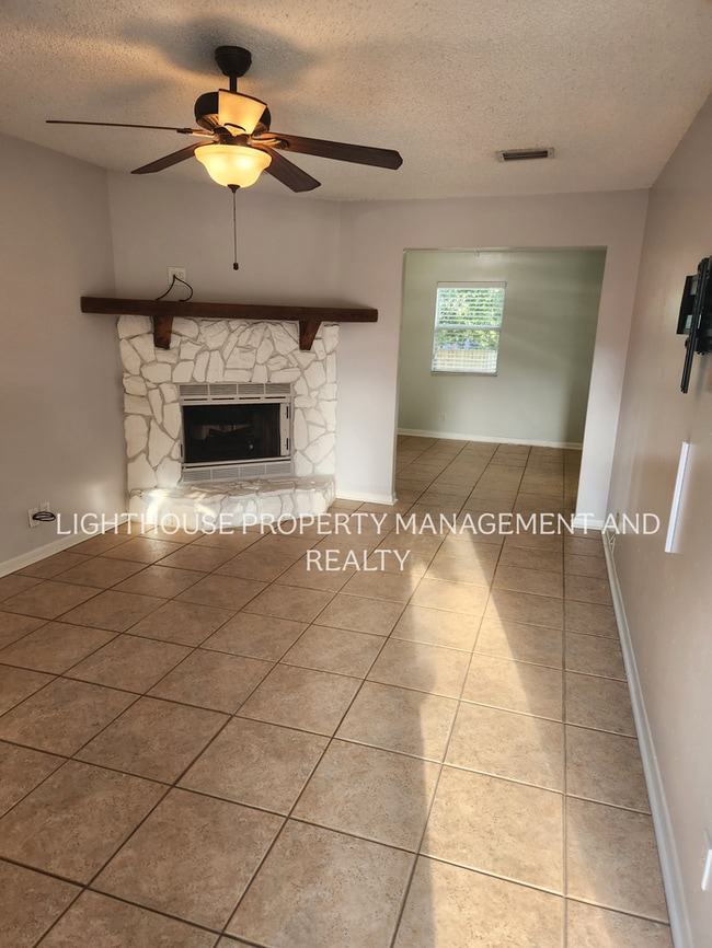 Photo - Beautifully Updated 3/2 One Mile from Beach!