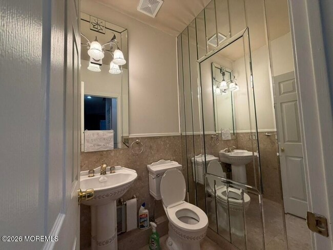 222 Hidden Lake Dr