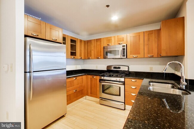 Photo - 5750 Bou Ave Unidad 713