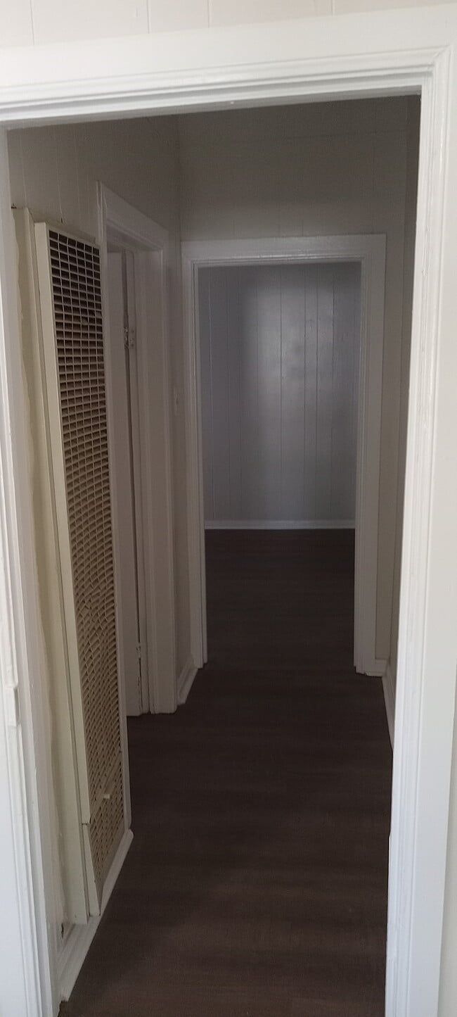 Hallway - 305 S Magnolia St