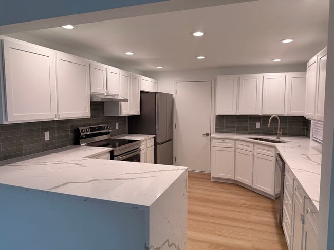 Photo - K14111 A &amp; B Unidad B