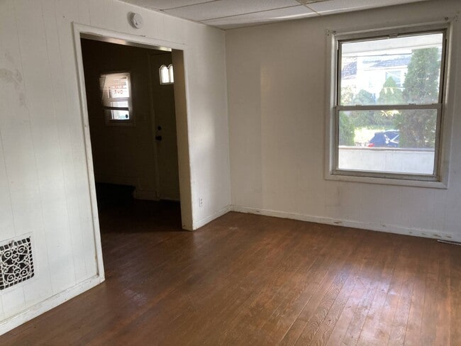 Photo - 6 Harvard St