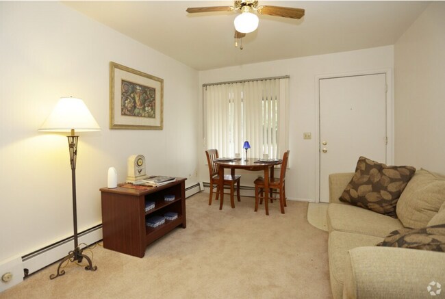 Goldentree Apartments