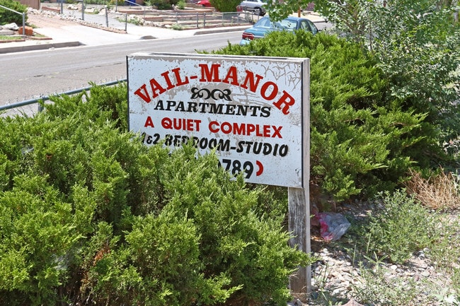. - Vail Manor Apartments