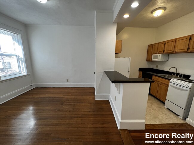 Photo - 112 Queensberry St Unidad 5