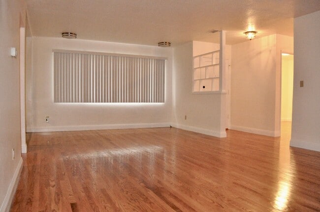 Photo - 7695 Torrem St