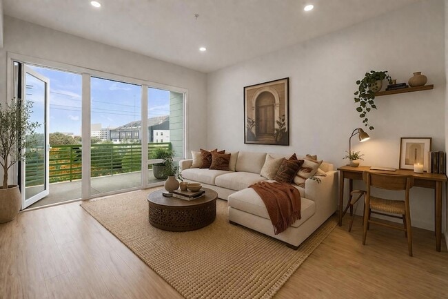 Building Photo - 4004 Banister Ln Unit 309