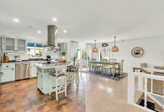 Photo - 37 Blue Water Dr