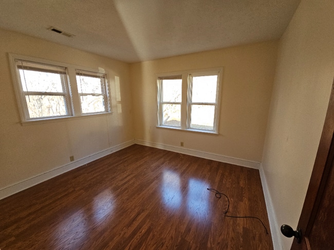 Photo - 710 Vista Dr