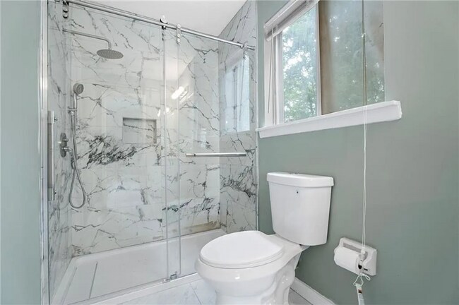 Photo - 6876 Maddox Rd