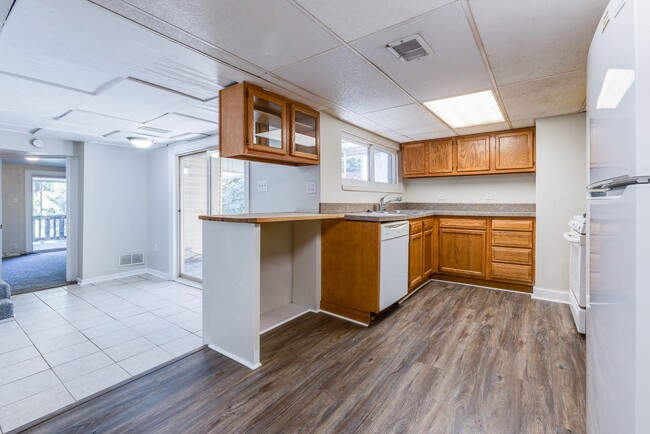 Photo - 2749 Oakley Wy