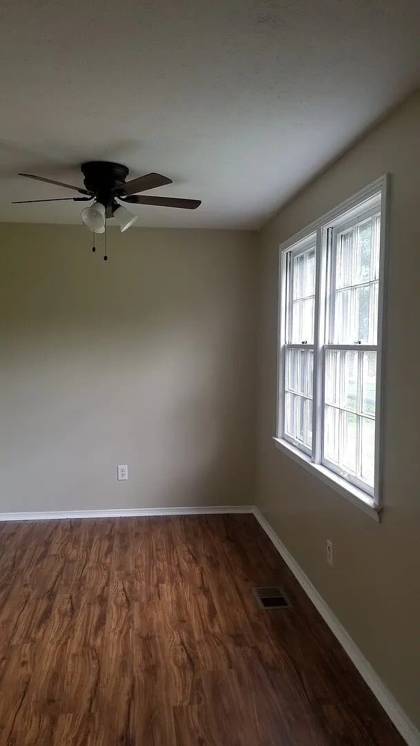 Photo - 4903 De Priest Ct