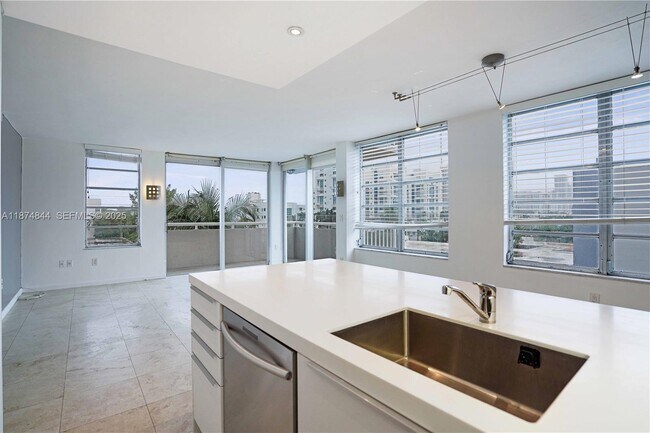 Photo - 7735 Abbott Ave Unidad 5D