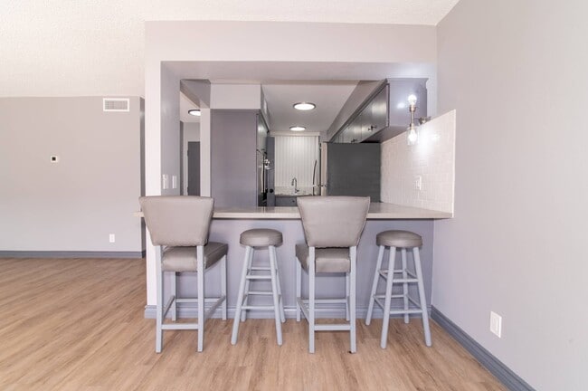 Photo - 6979 Palm Ct Unit 220