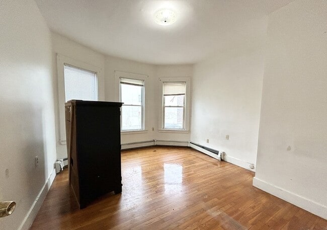 Photo - 96 E Cottage St Unit 1