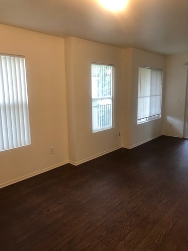 Photo - Magnolia Gardens Senior Community