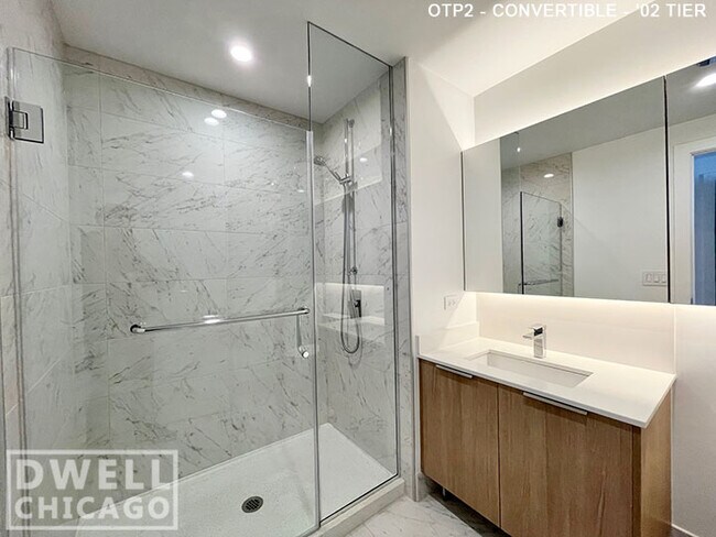 Photo - 1147 N Wells St