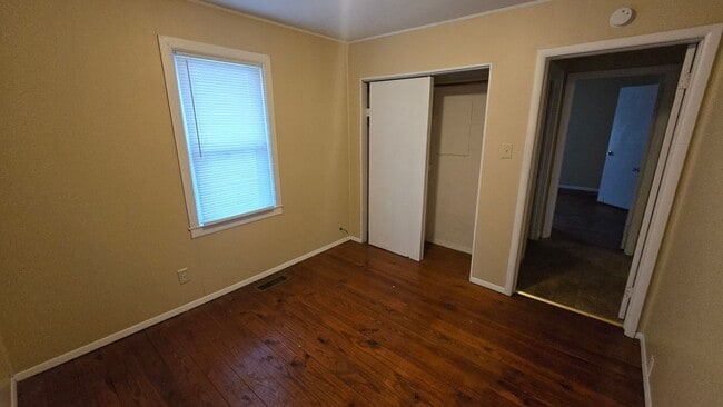 Photo - 3 Bedroom, 1 bathroom House!