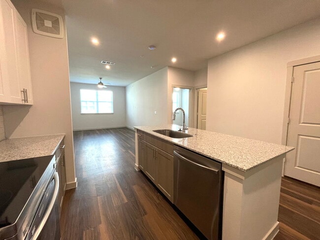 Photo - 4400 Prairie Xing Unit 10111