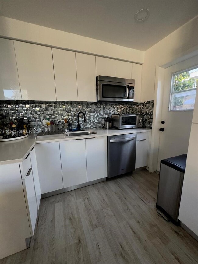 Photo - 270 NW 109th St