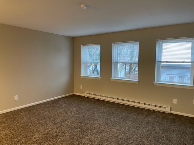 1 BD, 1 BA (750sqft) - Living Room - Hampton House Apartments