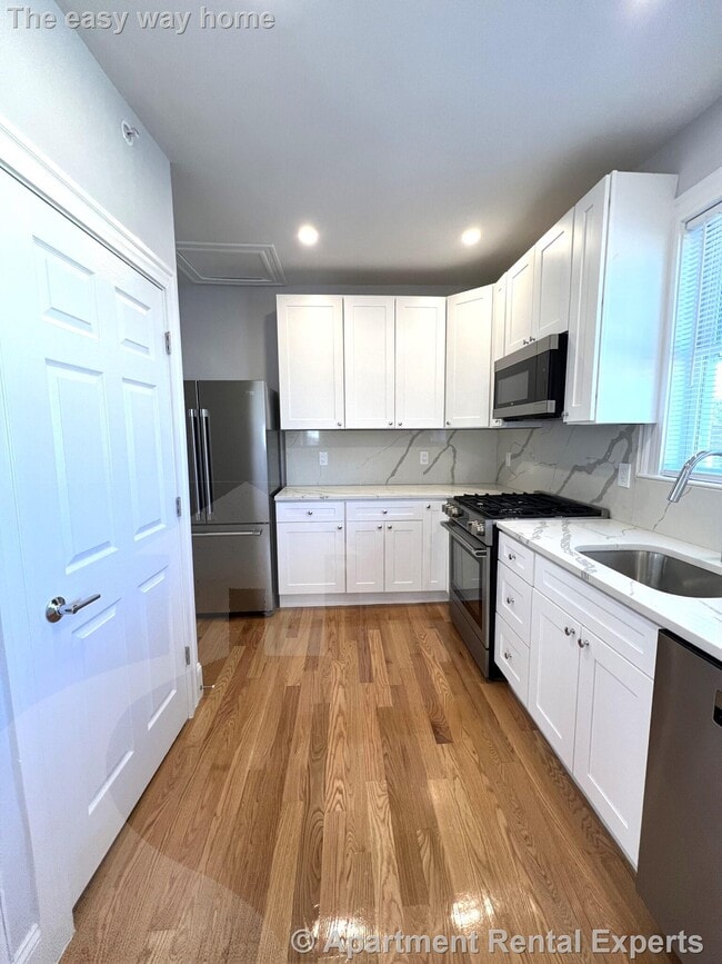 Photo - 75 Winchester St Unit #3
