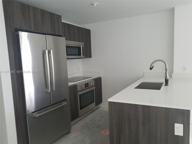 Photo - 488 NE 18th St Unidad 1805