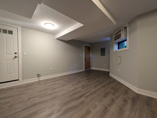 703 W Brompton Ave Unit 3