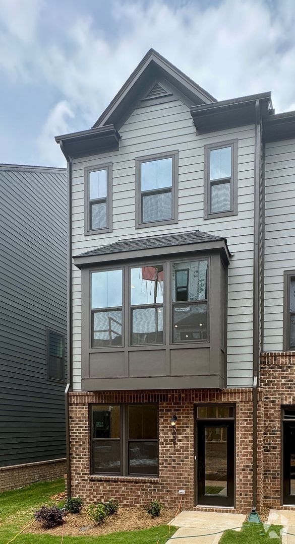 Building Photo - New Construction in Southend Rental