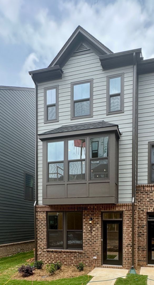 New Construction in Southend - New Construction in Southend Townhome