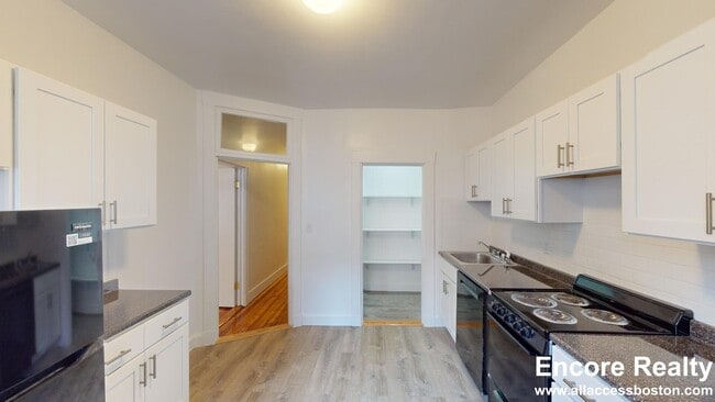 1391 Commonwealth Ave Unidad A