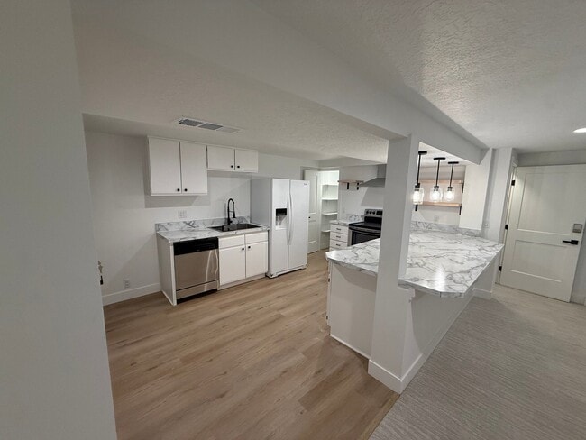 1053 E 10600 S Unit B