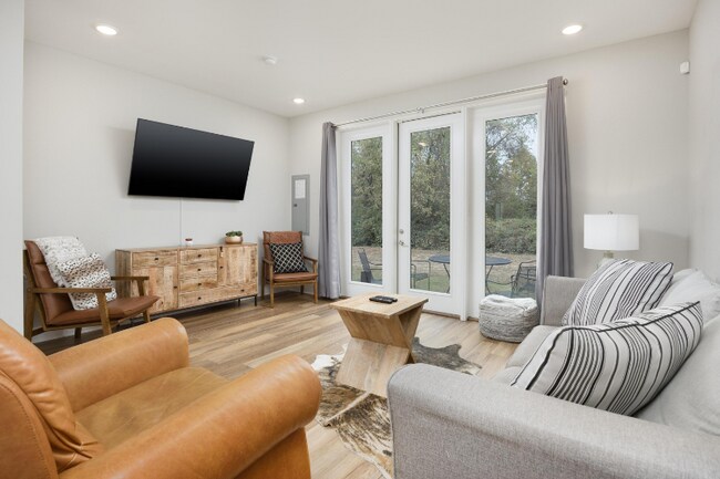 Photo - 1413 Stockyard Pl