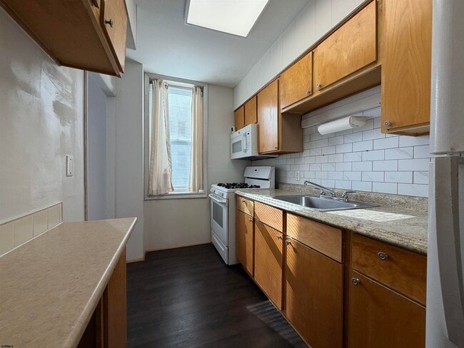 Photo - 3501 Ventnor Ave Unidad A2