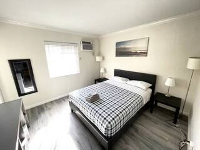 Photo - 3771 Jasmine