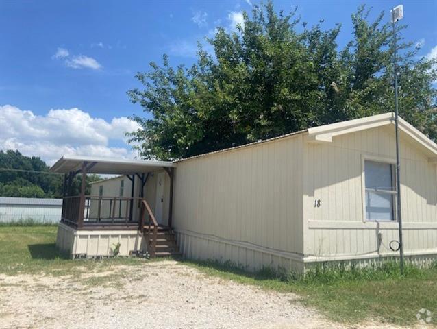 Building Photo - 1620 E Reno Rd Rental