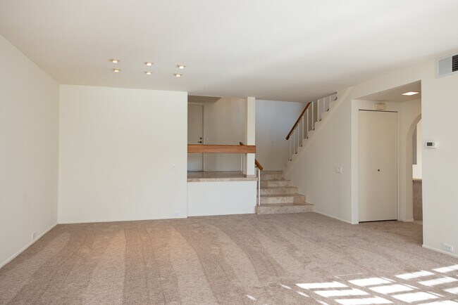 Photo - 2274 Caminito Castillo