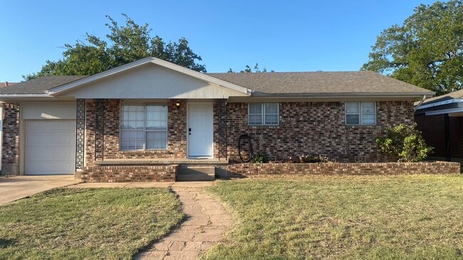 Building Photo - 1610 Christine Rd Rental