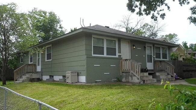 Photo - 2330 N Irving Ave