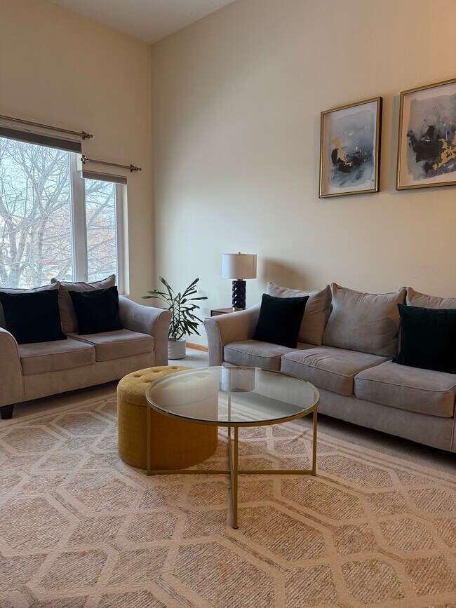 Photo - 4845 Underwood Ln N