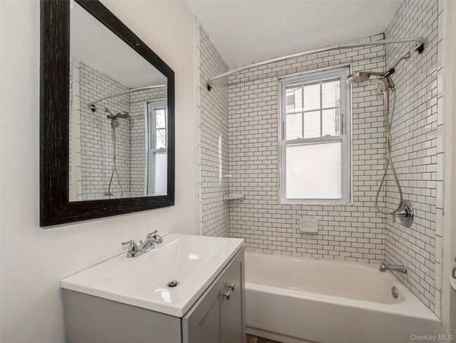 Photo - 236 Mansion St Unidad 1