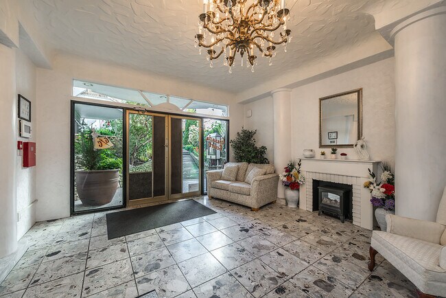 Photo - Granada Court