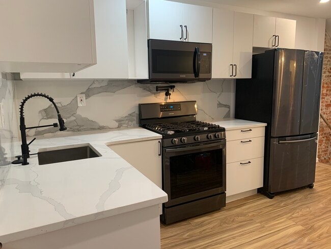 Photo - 1506 N Stillman St